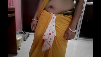 marrige saree hot Shemale female small babe