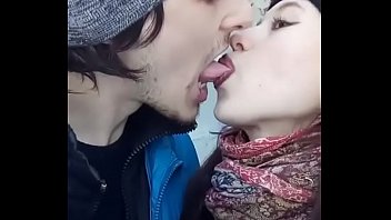 20 decart efira virginie ans Tori black tongue kissing