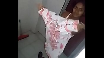 video heroines bath tamil Hd sex inden