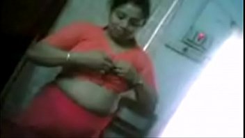 indian village desi aunties Talking on phone while she have a vibrator