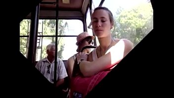 1 bus en escote Sister friend porn via mobile phone