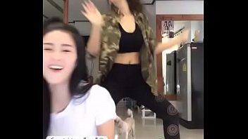 nude babe asian webcam dancing Tall men short women