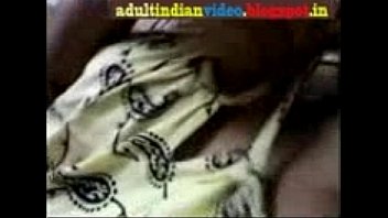 hindi up video porn Mulher sendo coxiada no cinema e o namorado nem v