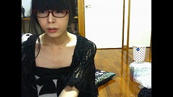 masturbates lady japanese in tube Femal orgasm part 95