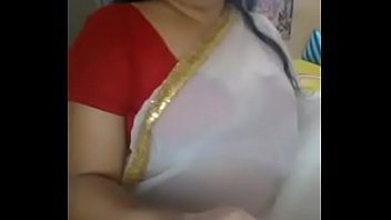 aunty roja by boob press smalldever2 Teens humping hand squirting