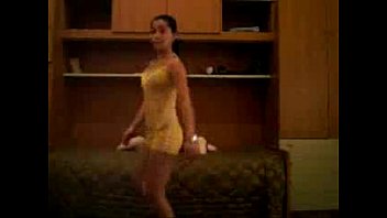 sexy dance a spandex in gold Divini rae blow jo