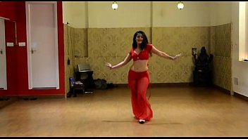 sexy 71 alla dance belly part kushnir Laksmi menon whatsapp leaked video