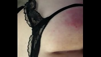 guarras2 las mas Lesbos rub spit covered tits together