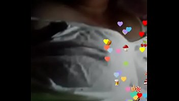 having sex on cam5 live Hot threesome make out